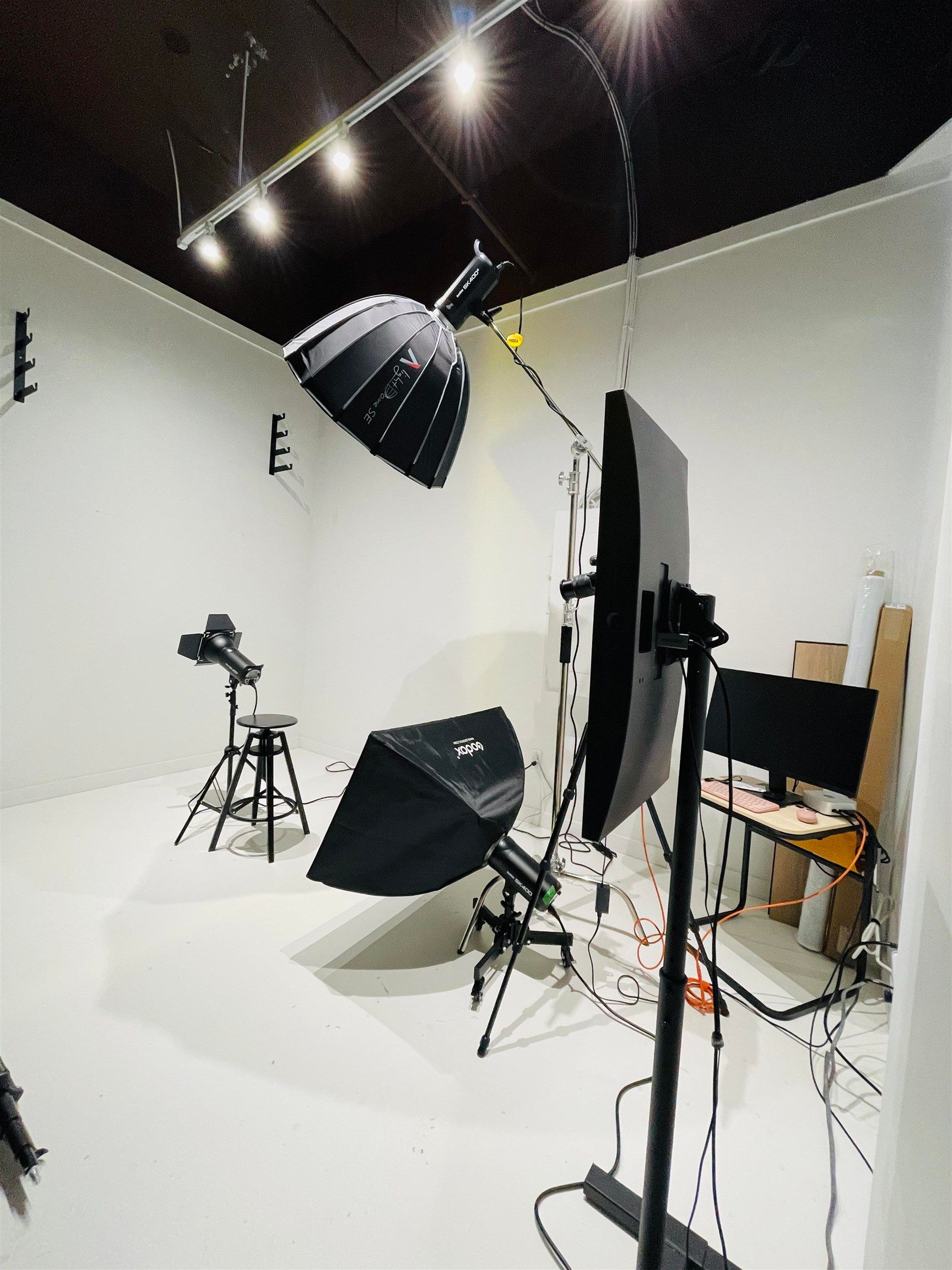 Retail for sale in Richmond, Richmond, 2215/ 4000 No. 3 Road, 224979792 | Realtylink.org