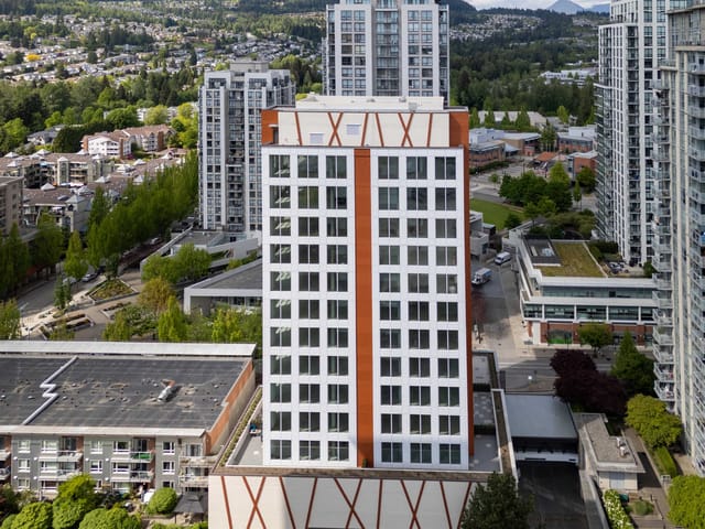 Office for lease in Coquitlam, Coquitlam, 404 2992 Glen Drive, 224980050 | Realtylink.org