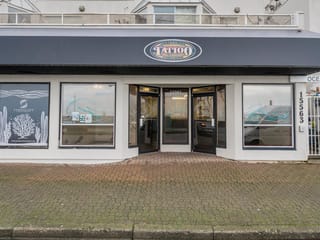Retail for lease in White Rock, South Surrey White Rock, 15561 Marine Drive, 224980097 | Realtylink.org
