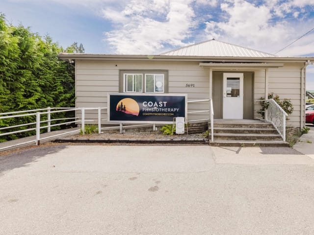 Office for sale in Sechelt, Sunshine Coast, 5691 Mermaid Street, 224980329 | Realtylink.org