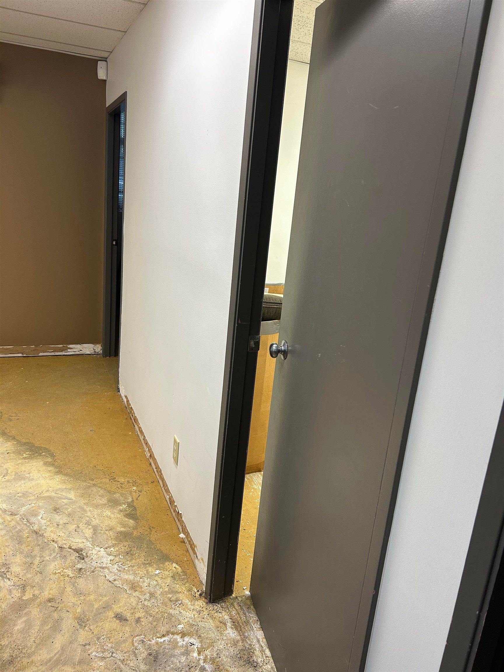 Office for lease in Surrey, Surrey, 101 13798 94a Avenue, 224980335 | Realtylink.org