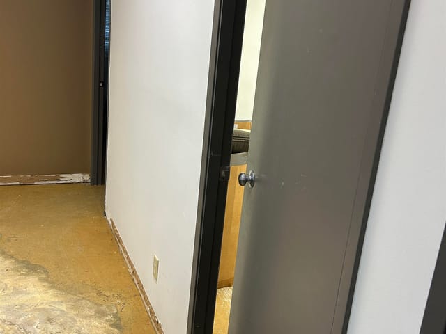 Office for lease in Surrey, Surrey, 101 13798 94a Avenue, 224980335 | Realtylink.org