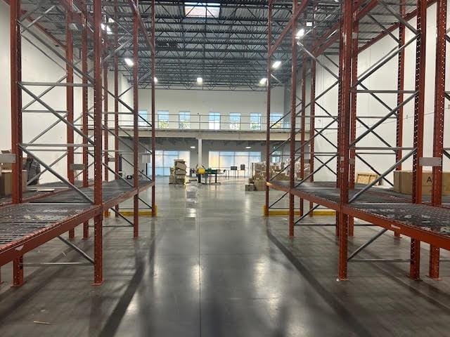 Industrial for lease in Surrey, Cloverdale, 107 3577 194 Street, 224980365 | Realtylink.org