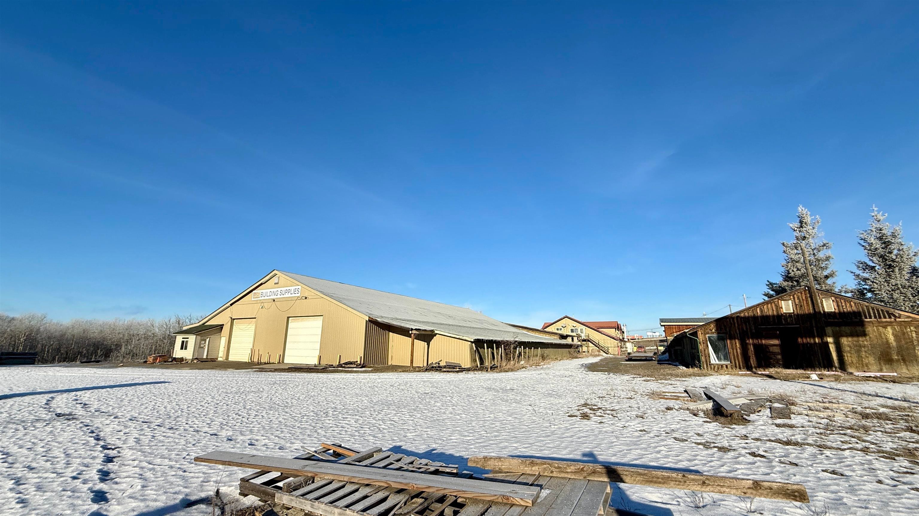 Industrial for lease in 108 Mile Ranch, 100 Mile House, 4945 Easzee Drive, 224980433 | Realtylink.org