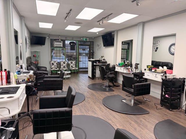 Business for sale in Maple Ridge, Maple Ridge, 22752 Lougheed Highway, 224980463 | Realtylink.org