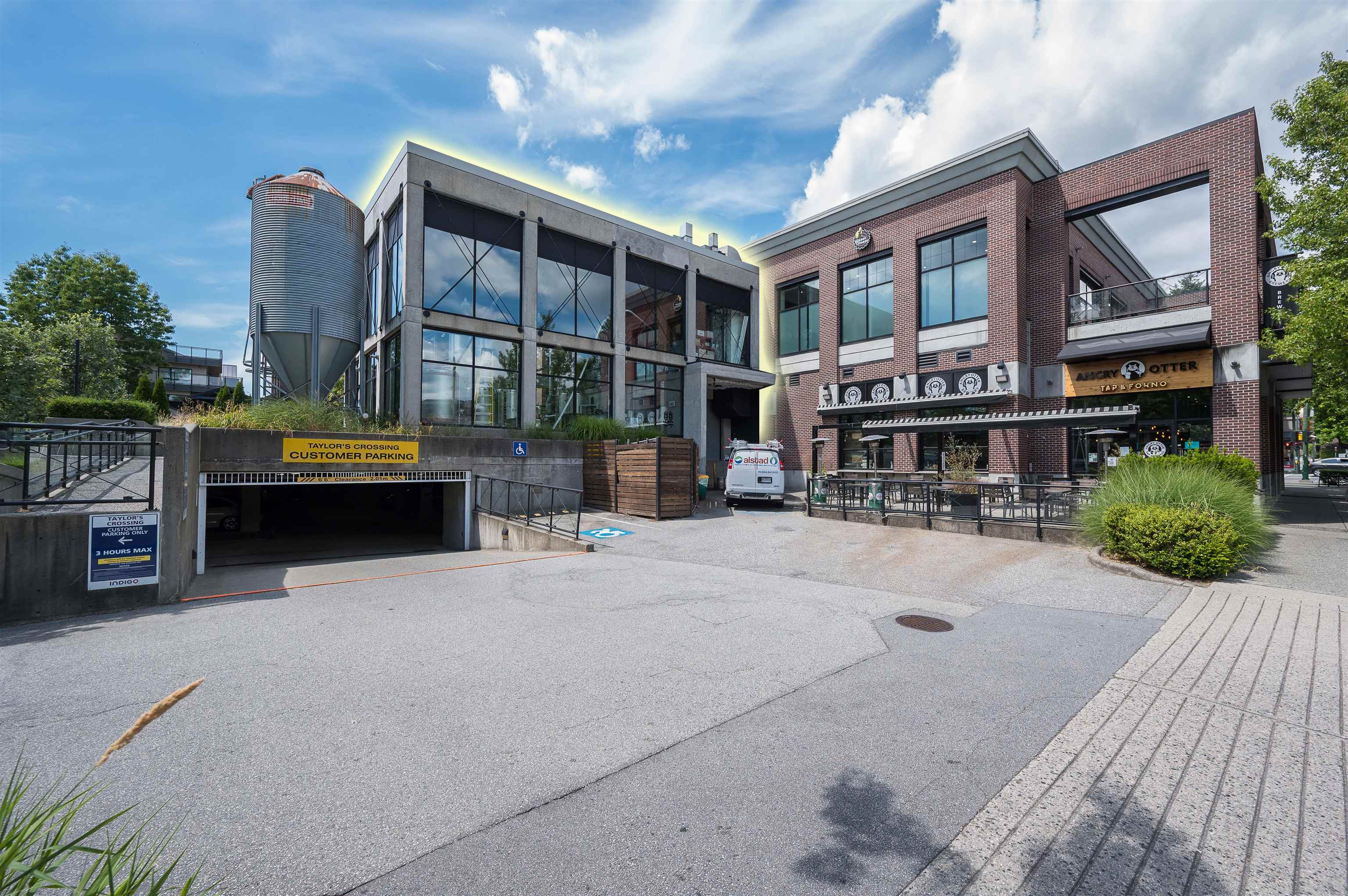 Retail for sale in North Vancouver, North Vancouver, 1015b Marine Drive, 224980755 | Realtylink.org