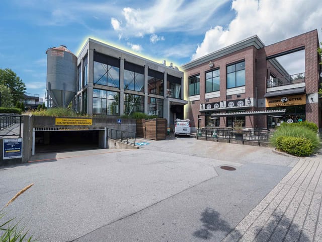 Retail for sale in North Vancouver, North Vancouver, 1015b Marine Drive, 224980755 | Realtylink.org