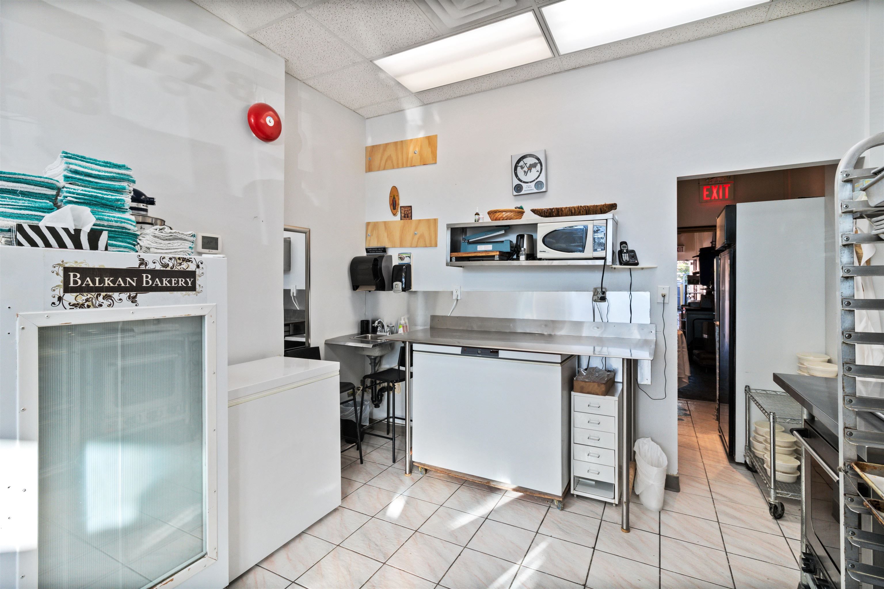 Business for sale in Vancouver, Vancouver East, 5728 Tyne Street, 224980777 | Realtylink.org