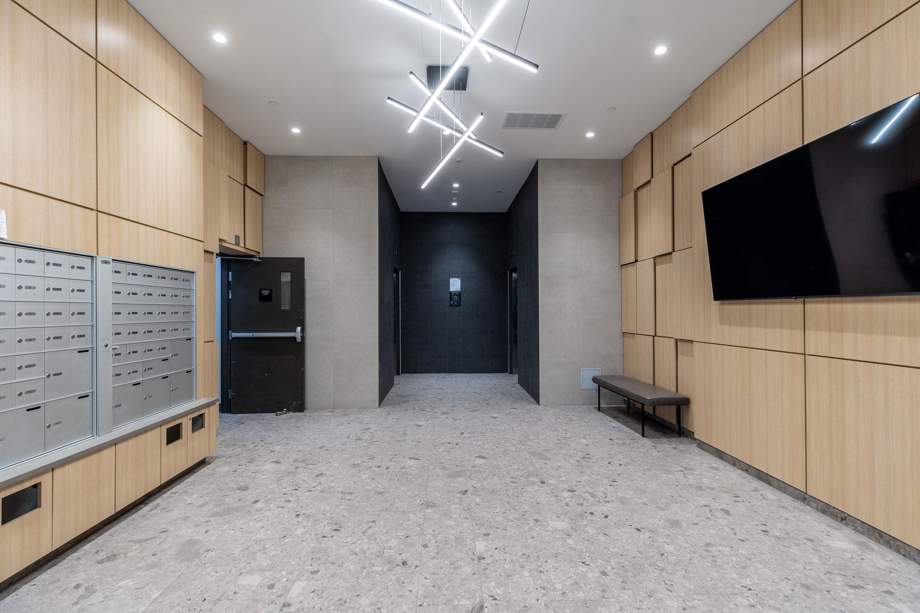 Office for sale in Coquitlam, Coquitlam, 1002 2992 Glen Drive, 224980822 | Realtylink.org