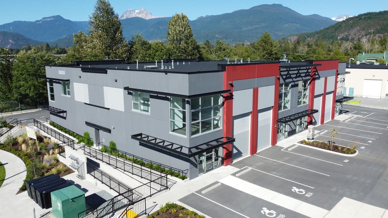 Industrial for lease in Squamish, Squamish, 105A 38926 Mid Way, 224981135 | Realtylink.org