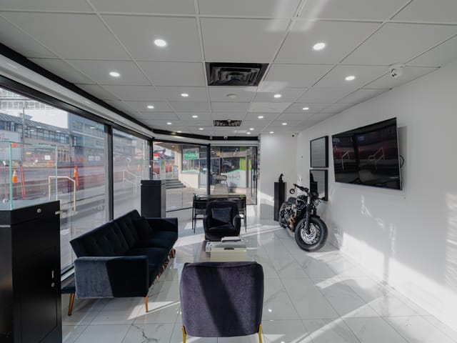 Retail for lease in Vancouver, Vancouver West, 110 943 W Broadway, 224981352 | Realtylink.org