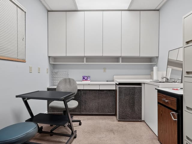 Office for sale in Vancouver, Vancouver East, 2 3039 Kingsway, 224981408 | Realtylink.org