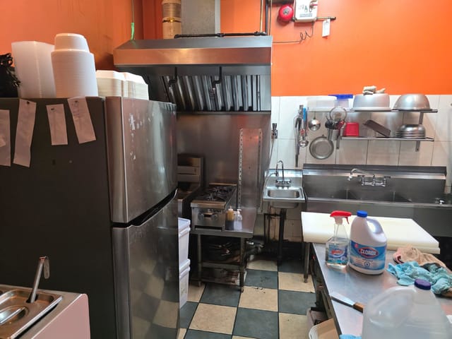 Business for sale in West Vancouver, West Vancouver, 113 1760 Marine Drive, 224981709 | Realtylink.org