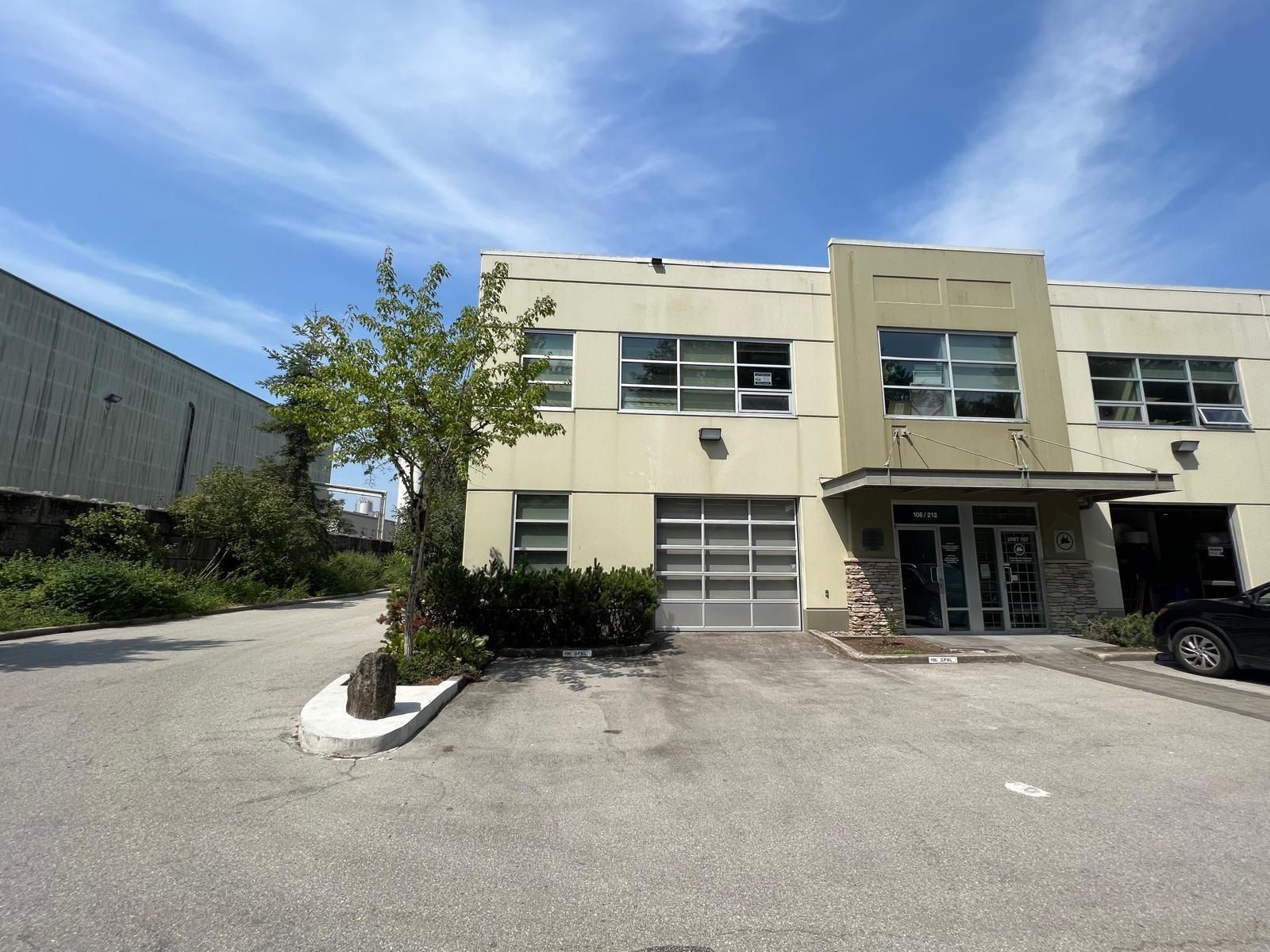 Industrial for lease in North Vancouver, North Vancouver, 106 & 106A 2411 Dollarton Highway, 224981752 | Realtylink.org