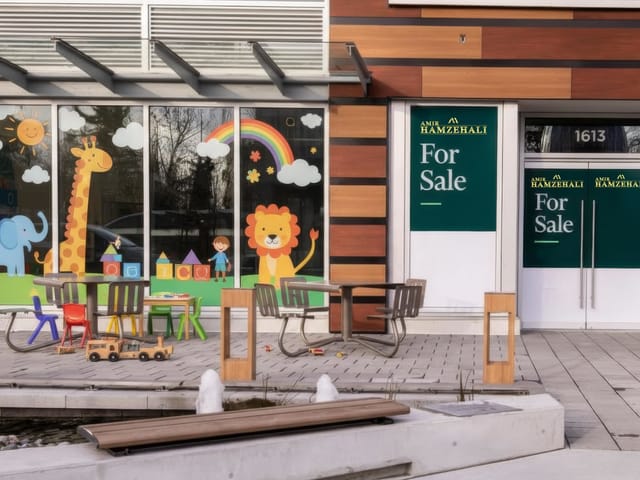 Retail for sale in North Vancouver, North Vancouver, 1613 Capilano Road, 224981790 | Realtylink.org