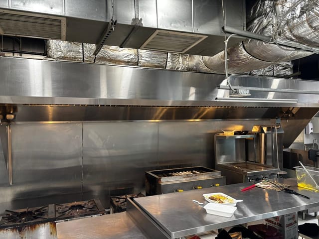 Business for sale in North Vancouver, North Vancouver, 1366 Marine Drive, 224981942 | Realtylink.org