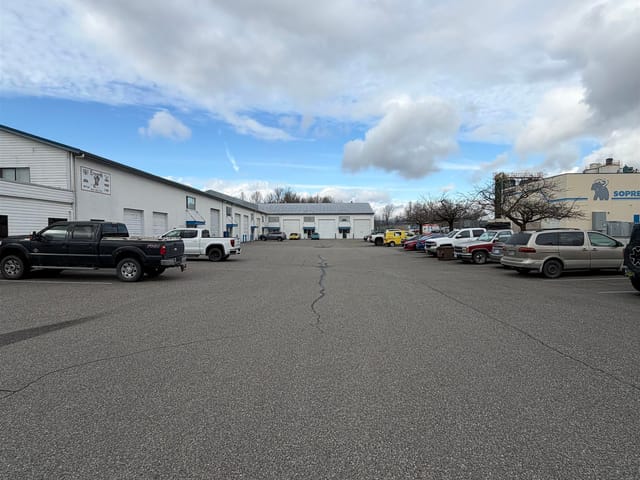 Industrial for lease in Chilliwack, Chilliwack, D & D2 44915 Yale Road, 224981951 | Realtylink.org