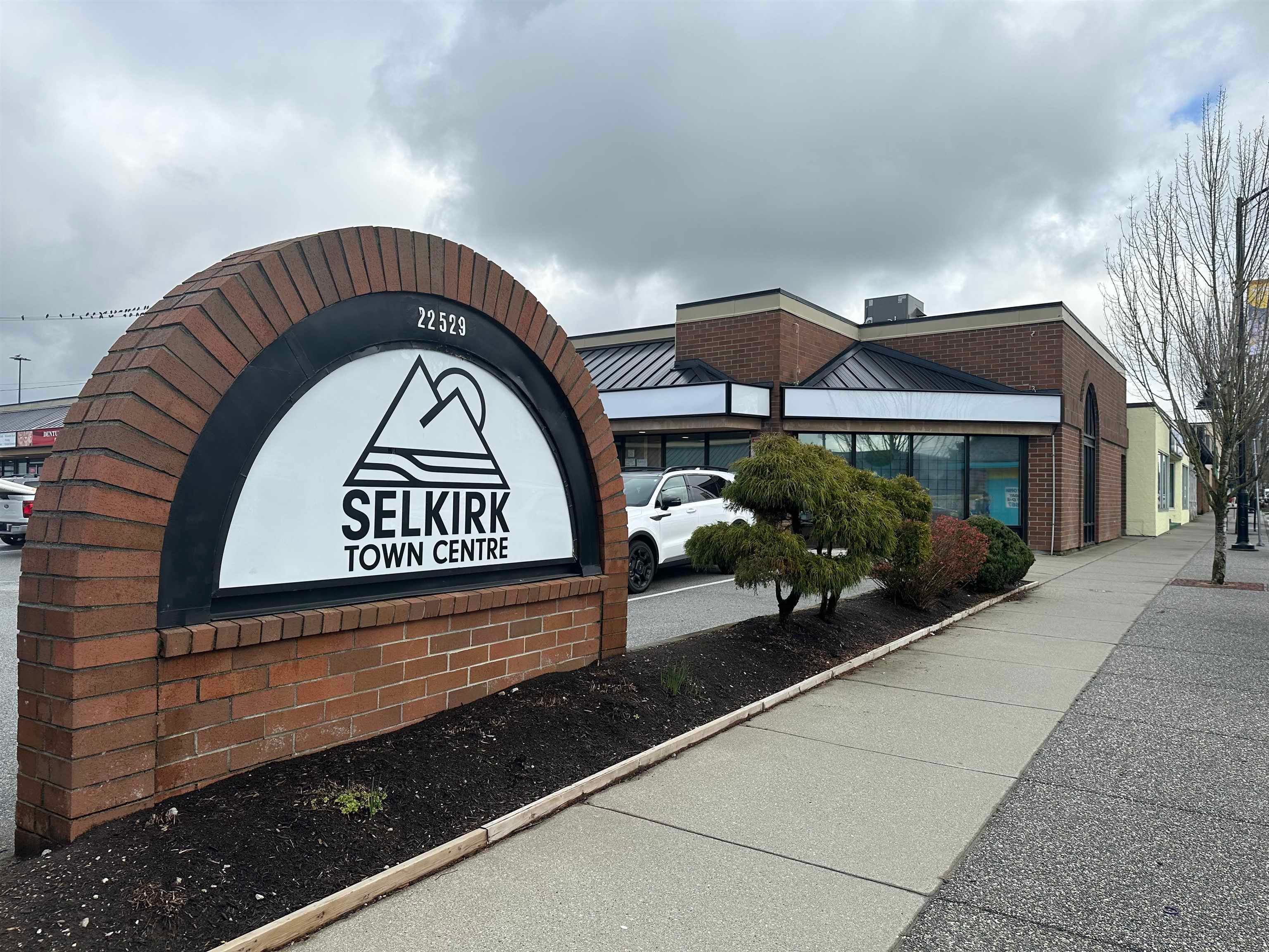 Retail for lease in Maple Ridge, Maple Ridge, 200/210 22529 Lougheed Highway, 224982095 | Realtylink.org