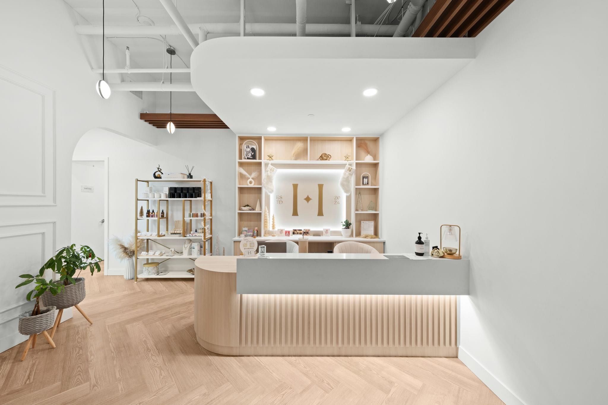 Retail for sale in White Rock, South Surrey White Rock, 213 1522 Finlay Street, 224982159 | Realtylink.org