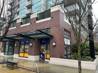 Retail for lease in North Vancouver, North Vancouver, 142 E Esplanade, 224982239 | Realtylink.org