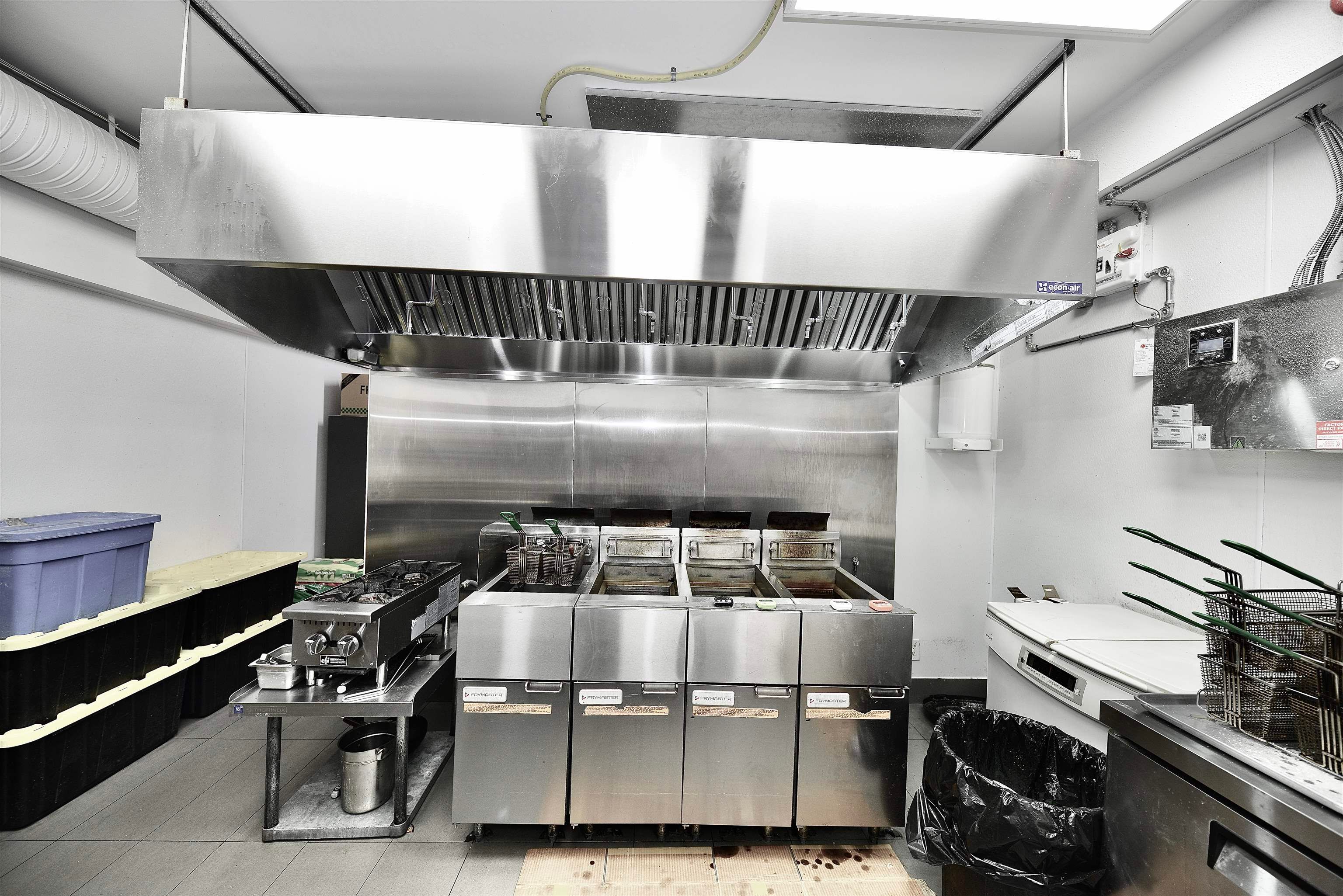 Business for sale in North Vancouver, North Vancouver, 1813 Lonsdale Avenue, 224982280 | Realtylink.org