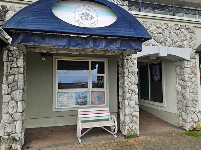 Business for sale in White Rock, South Surrey White Rock, 103 15505 Marine Drive, 224982336 | Realtylink.org