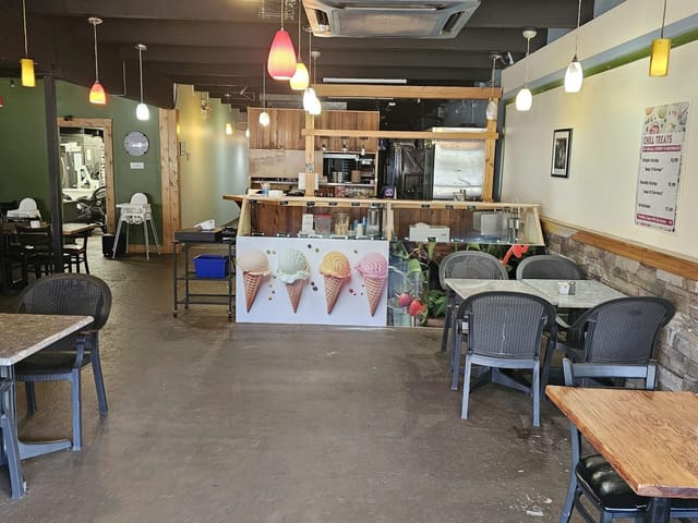 Business for sale in Squamish, Squamish, 38042 Cleveland Avenue, 224982915 | Realtylink.org