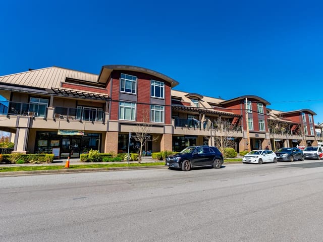 Retail for sale in Surrey, Surrey, 4 14885 60 Avenue, 224983010 | Realtylink.org