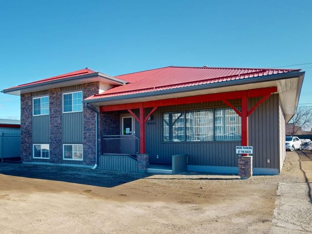 Office for sale in Fort St. John, Fort St. John, 8903 100 Avenue, 224983168 | Realtylink.org