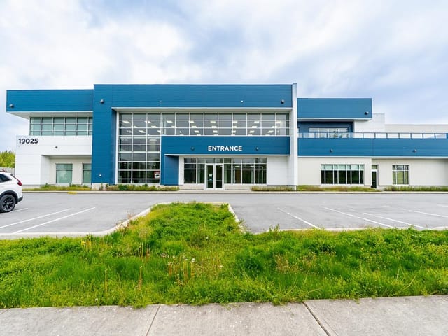 Office for lease in Surrey, Cloverdale, 19025 52 Avenue, 224983350 | Realtylink.org