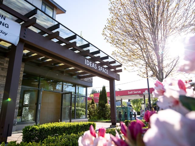 Retail for sale in Gibsons, Sunshine Coast, 101 875 Gibsons Way, 224983437 | Realtylink.org