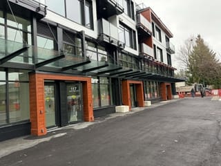 Retail for lease in Vancouver, Vancouver West, 117 W 49th Avenue, 224983648 | Realtylink.org