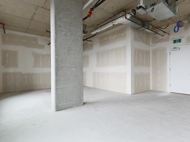 Office for lease in Coquitlam, Coquitlam, 1105 2992 Glen Drive, 224983828 | Realtylink.org