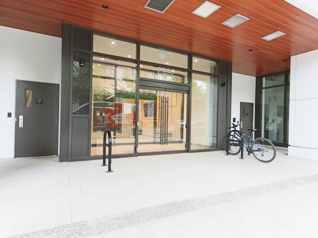 Office for sale in Coquitlam, Coquitlam, 1105 2992 Glen Drive, 224983831 | Realtylink.org