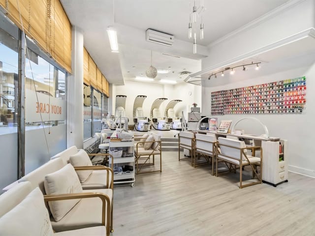 Business for sale in Vancouver, Vancouver West, 3122 Oak Street, 224984174 | Realtylink.org