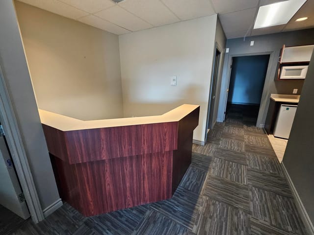 Office for lease in Surrey, South Surrey White Rock, 201 2430 King George Boulevard, 224984800 | Realtylink.org