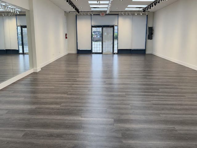 Retail for lease in Surrey, Surrey, 2 8388 128 Street, 224984848 | Realtylink.org