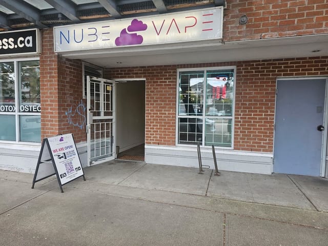 Retail for lease in Vancouver, Vancouver East, 762 Kingsway, 224984881 | Realtylink.org