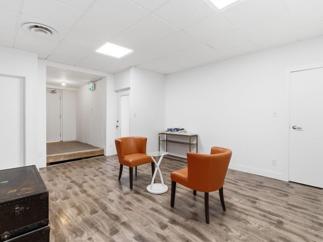 Office for lease in North Vancouver, North Vancouver, 130 Lonsdale Avenue, 224984882 | Realtylink.org