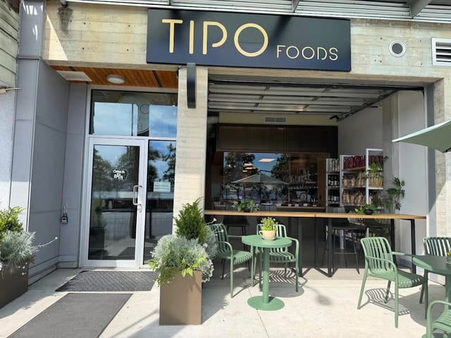 Industrial for sale in North Vancouver, North Vancouver, 103 370 E Esplanade, 224984984 | Realtylink.org