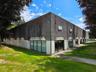 Industrial for lease in Burnaby, Burnaby North, 4032 McConnell Drive, 224985038 | Realtylink.org