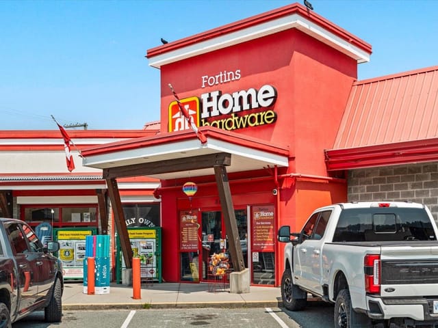 Retail for lease in Chilliwack, Sardis, 5674 Vedder Road, 224985163 | Realtylink.org