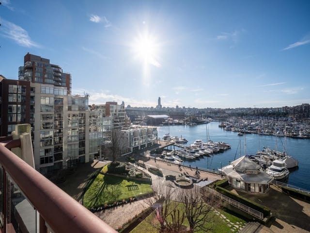 Office for sale in Vancouver, Vancouver West, 701 1006 Beach Avenue, 224985731 | Realtylink.org