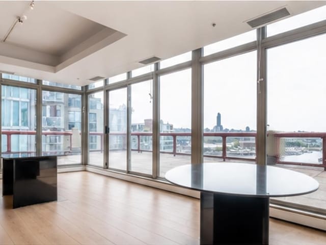 Office for sale in Vancouver, Vancouver West, 701 1006 Beach Avenue, 224985739 | Realtylink.org