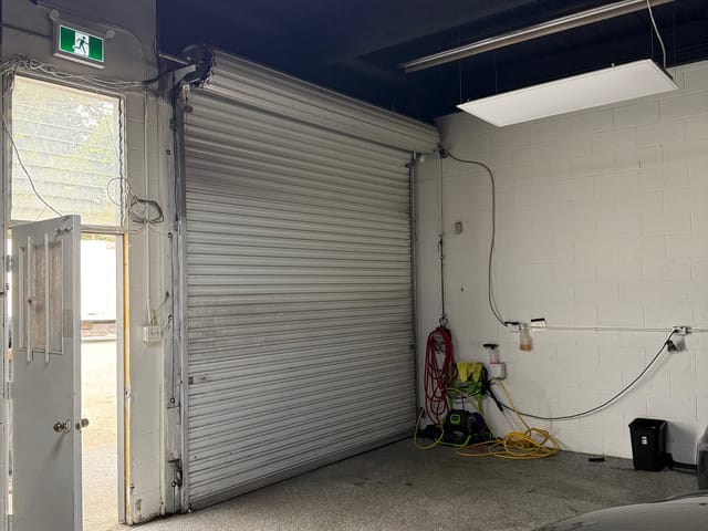 Industrial for lease in Coquitlam, Coquitlam, 576 Lougheed Highway, 224986069 | Realtylink.org
