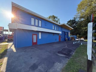 Industrial for lease in Burnaby, Burnaby North, 6893 Hastings Street, 224986205 | Realtylink.org