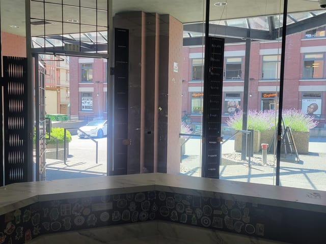 Retail for sale in Vancouver, Vancouver West, 1078 Mainland Street, 224986236 | Realtylink.org