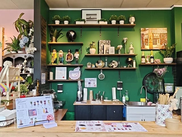 Business for sale in Vancouver, Vancouver West, 18 555 W 12th Avenue, 224986239 | Realtylink.org