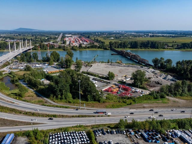 Industrial for lease in Port Coquitlam, Port Coquitlam, 750 Kingsway Avenue, 224986352 | Realtylink.org