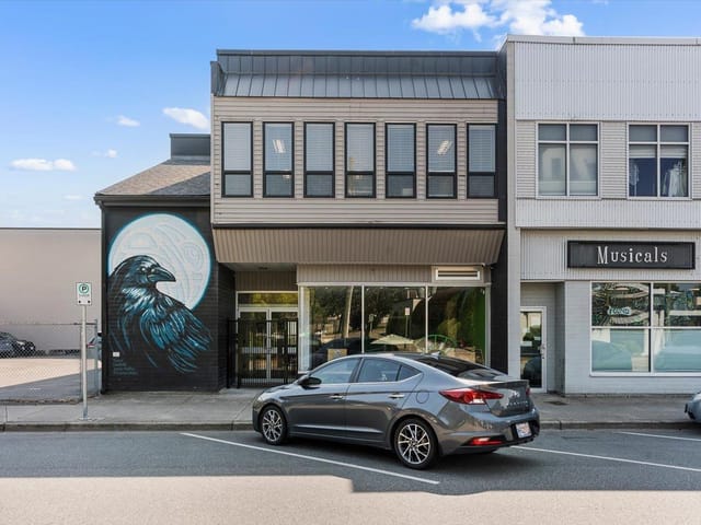 Office for lease in Chilliwack, Chilliwack, 2 45904 Victoria Avenue, 224986513 | Realtylink.org